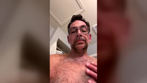 ranuzzi26 online show from December 15, 9:28 am