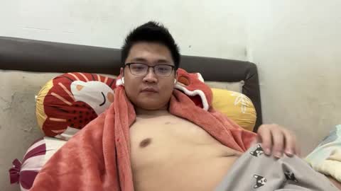 randomnaut online show from December 14, 7:54 pm