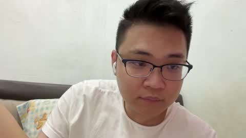 Snapshot of ratedepic17 chatting on January 19, 1:22 pm randomnaut online show from January 19, 1:22 pm