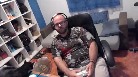 Snapshot of ravingr3d3 chatting on September 23, 9:47 pm ravingr3d3 online show from September 23, 9:47 pm