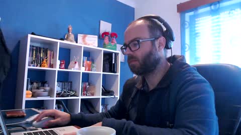 Snapshot of ravingr3d3 chatting on December 27, 9:17 am ravingr3d3 online show from December 27, 9:17 am