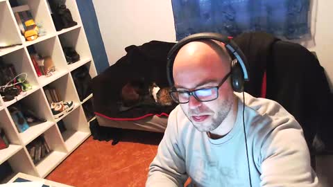Snapshot of ravingr3d3 chatting on February 21, 1:44 pm ravingr3d3 online show from February 21, 1:44 pm