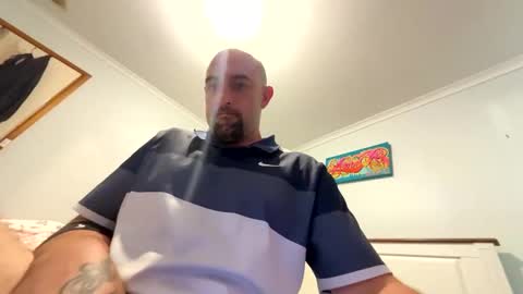 Down under guy online show from March 10, 5:00 am