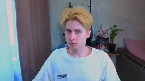 rayondovwson online show from July 11, 2:19 pm