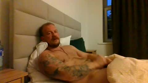 Snapshot of real_viking1 chatting on October 12, 4:23 pm real_viking1 online show from October 12, 4:23 pm
