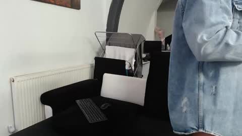 Ask me online show from February 1, 4:55 am