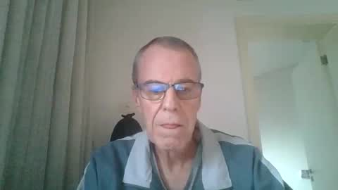 Rene online show from May 31, 7:37 pm