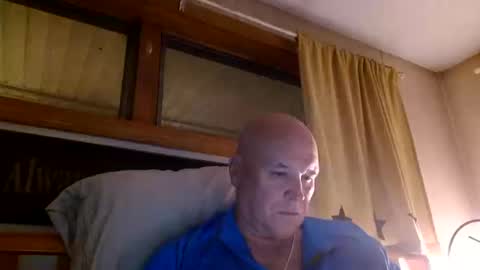 Mtn. Man online show from October 12, 1:43 am