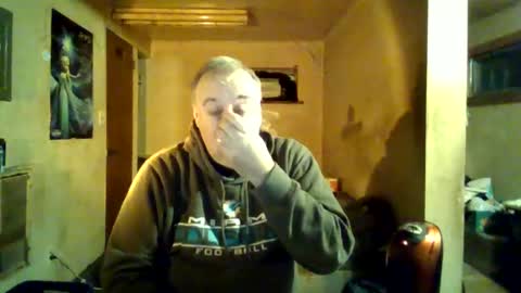 Snapshot of reddragon1195 chatting on January 14, 3:32 am reddragon1195 online show from January 14, 3:32 am