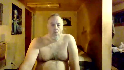 Snapshot of reddragon1195 chatting on March 11, 12:22 am reddragon1195 online show from March 11, 12:22 am