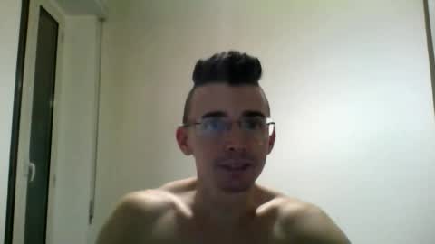 Snapshot of redstep0 chatting on September 9, 11:25 pm redstep0 online show from September 9, 11:25 pm