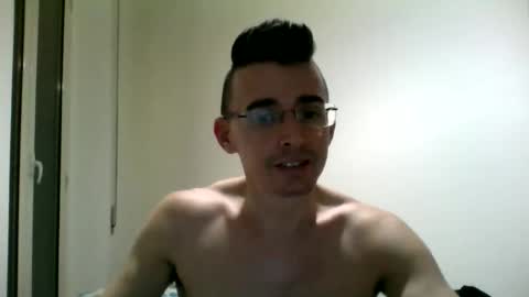 Snapshot of redstep0 chatting on September 11, 11:37 pm redstep0 online show from September 11, 11:37 pm