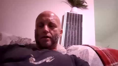 Snapshot of redteamallday chatting on February 24, 3:09 pm The devil online show from February 24, 3:09 pm