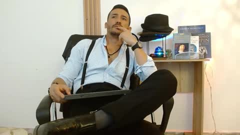   REIKO  online show from November 11, 3:50 pm