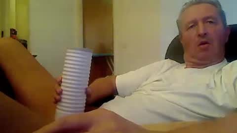 reini7211 online show from November 9, 10:08 am