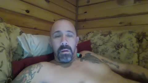 Snapshot of remington543 chatting on January 15, 2:49 am remington543 online show from January 15, 2:49 am