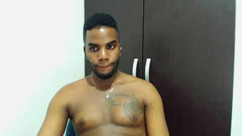 Snapshot of rene_hotman chatting on October 15, 1:24 am Rene online show from October 15, 1:24 am