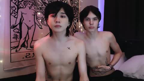 Snapshot of rennuts chatting on February 22, 10:29 am rennuts online show from February 22, 10:29 am