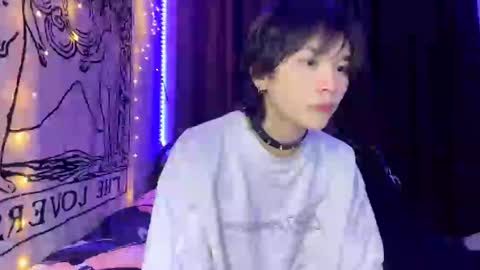 Snapshot of rennuts chatting on January 29, 2:42 pm rennuts online show from January 29, 2:42 pm
