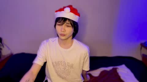 Snapshot of rennuts chatting on December 18, 3:00 pm rennuts online show from December 18, 3:00 pm