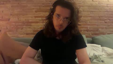 Renzo online show from May 16, 1:14 am