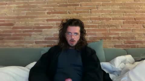 Renzo online show from April 17, 3:47 pm
