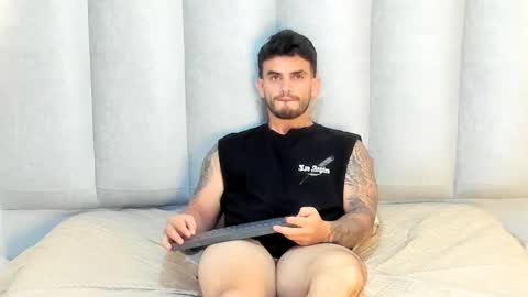 ricardogonzalez666 online show from February 23, 10:44 pm