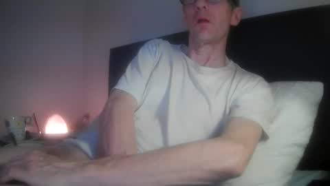 richj392507 online show from December 14, 8:34 am