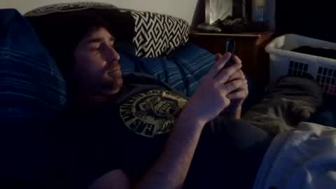 Snapshot of rideatdawn420 chatting on October 21, 8:28 am rideatdawn420 online show from October 21, 8:28 am