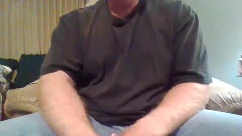 Snapshot of ridemypogostickk2 chatting on December 19, 2:01 am ridemypogostickk2 online show from December 19, 2:01 am