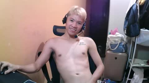 riiichie12 online show from October 27, 8:00 pm