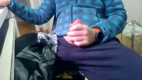 Snapshot of riki_rikard chatting on January 12, 6:38 pm Riki online show from January 12, 6:38 pm
