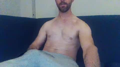 Snapshot of rjfun4u chatting on February 18, 2:05 am rjfun4u online show from February 18, 2:05 am