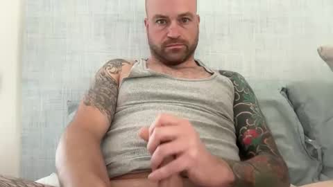 roadking1122 online show from January 15, 6:43 pm