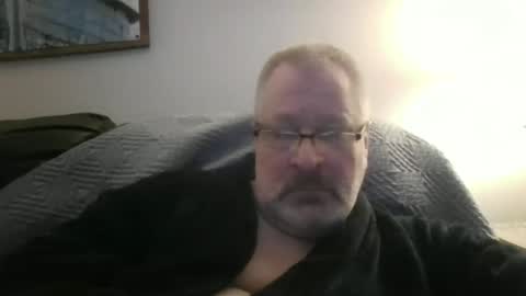 rob872217 online show from March 2, 5:08 am