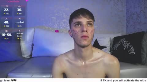 Snapshot of robbinblaze chatting on October 1, 9:52 pm Robbin online show from October 1, 9:52 pm