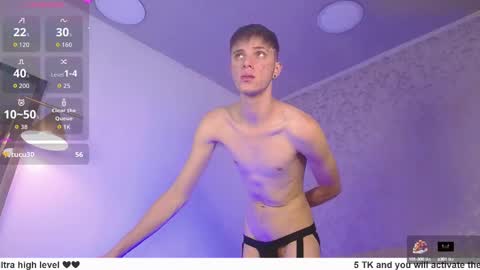 Snapshot of robbinblaze chatting on September 26, 9:01 pm Robbin online show from September 26, 9:01 pm