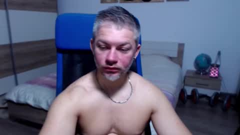 robbyshawz online show from December 18, 5:58 am