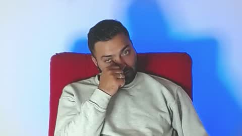 Stiven - online show from April 1, 9:01 pm