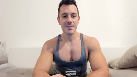 roberto4ever online show from February 26, 4:03 am