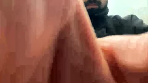 Snapshot of robertoroby12 chatting on February 1, 5:26 pm robertoroby12 online show from February 1, 5:26 pm