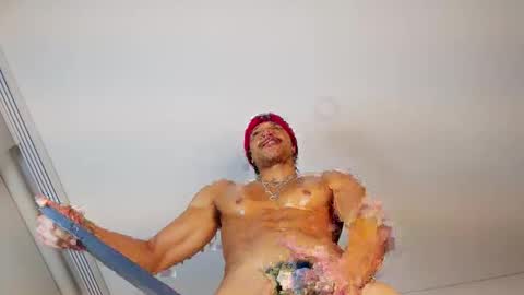 roby_millerr online show from December 19, 1:57 am