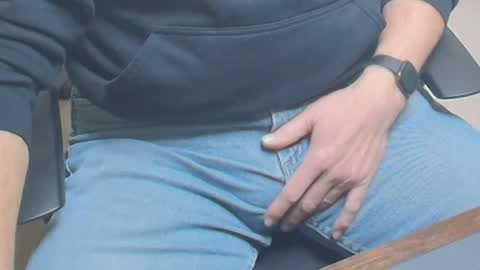 Snapshot of rockhardff chatting on February 23, 8:31 pm rockhardff online show from February 23, 8:31 pm