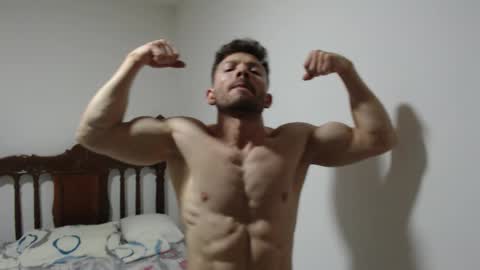 rocky muscle online show from January 11, 9:29 pm