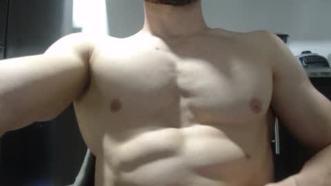 rocky muscle online show from November 19, 3:28 am