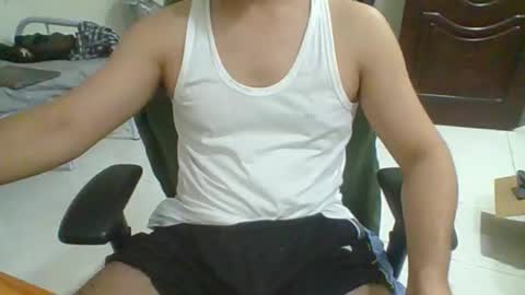 rockysam090 online show from December 4, 11:12 pm