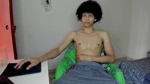 rolling_05 online show from November 25, 7:05 pm