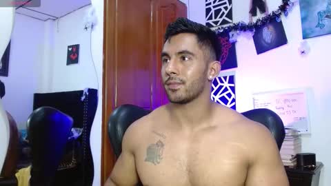 Roman online show from November 3, 9:27 pm