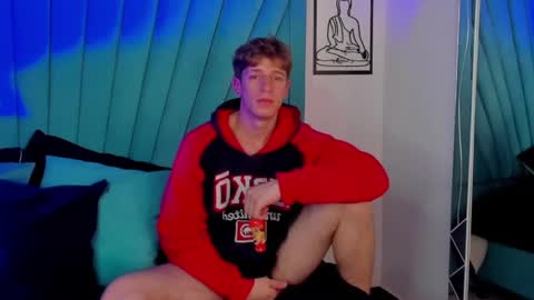 Romeo Ricci online show from December 16, 12:48 am