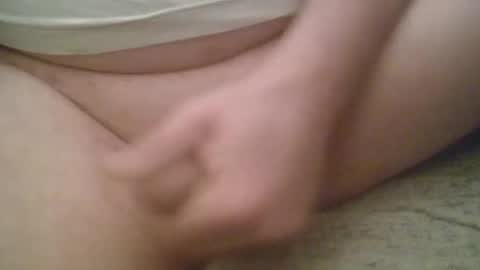 Snapshot of ronb5 chatting on December 21, 1:21 pm RonHornyDirty online show from December 21, 1:21 pm